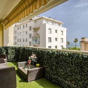  Apartment Beach & Airport