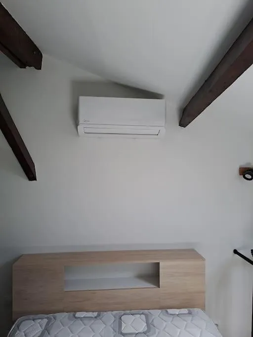 Appartement 2 Pieces A 5 Minutes De La Plage N4 Saint-Laurent-du-Var 0*,  France